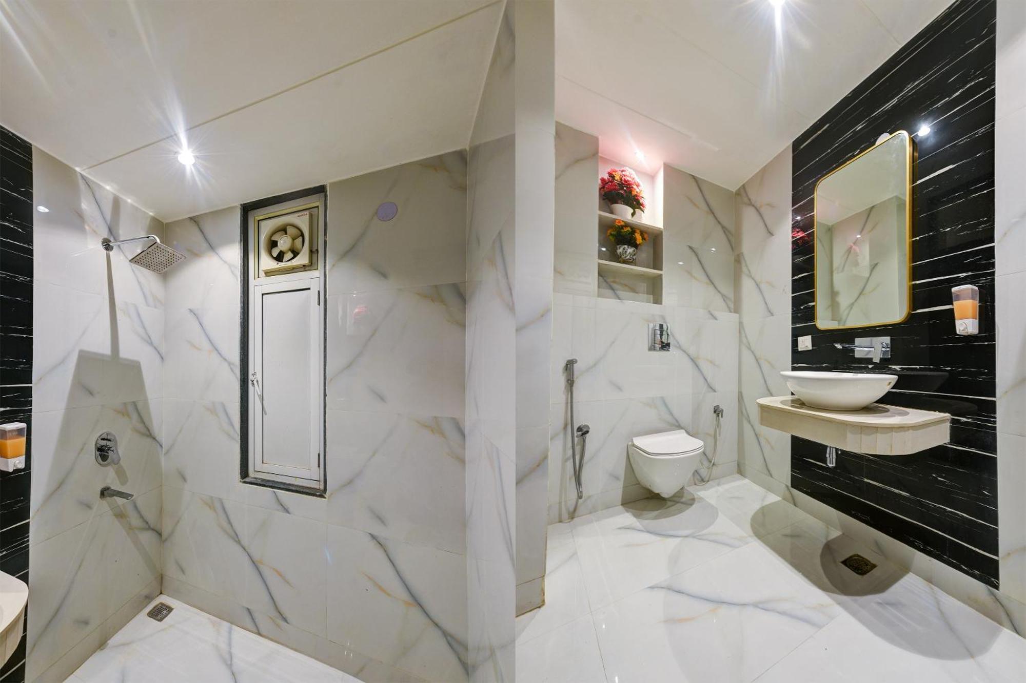 Hotel Baba Deluxe Near New Delhi Railway Station And City Center -By Rcg Hotels Exterior foto
